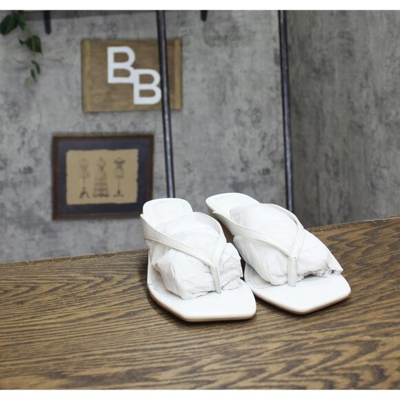 NWT Steve Madden Women's Ninna Blade Heel Thong Sandals NINN02S1 White 7.5M - Picture 8 of 12